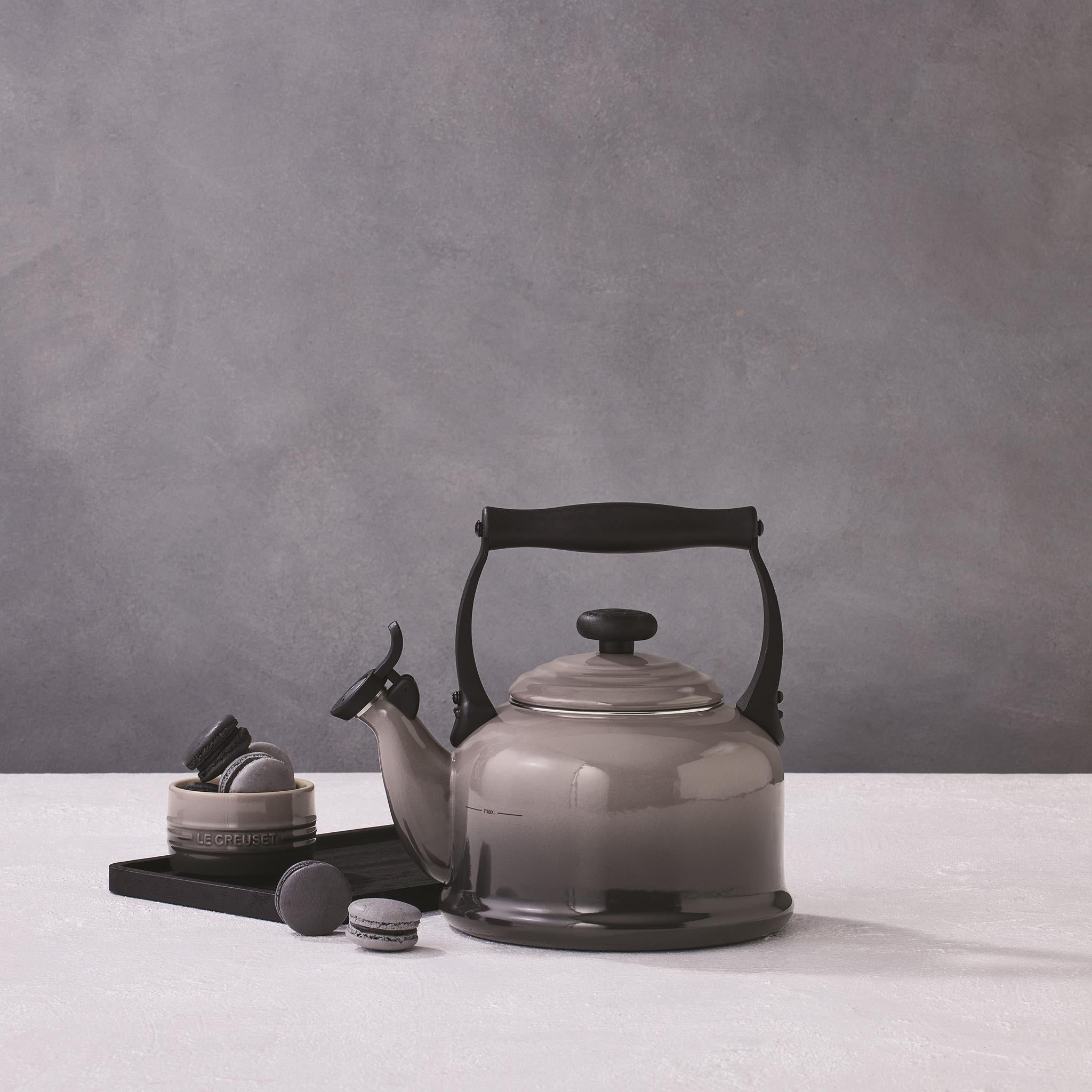 Le Creuset Flint Traditional Kettle
